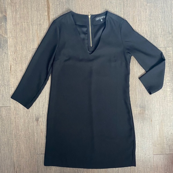 Little black dress✨ - Picture 1 of 2